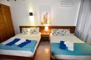 Apartment Close to the Beach + Pool - Image 2