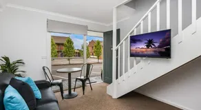 Apartments 521 - Image 5