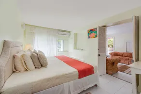 Beach Side Front Apartment - Image 3