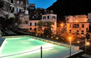 Cartiera Apartment with Pool by AMALFIVACATION - Image 2