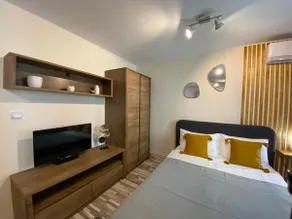 Modern Flair Apartment - Image 4