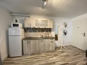Modern Flair Apartment - Image 5