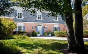 Berkshire Country Estate! Pool & Tennis Court -GB - Image 2