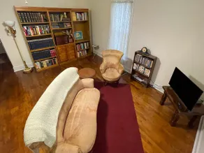 Bellevue Townhouse - Image 2