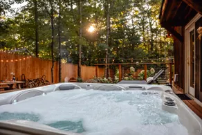 Hot Tub, Fire Pit, Fully-Fenced Yard, Pellet Stove - Image 2