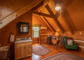 Cabin at Rabbit Hollow - Image 5