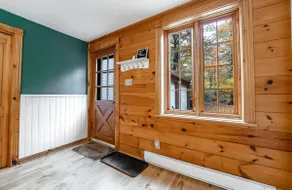 Chalet Mont Cascades w/ Spa & Fibre Optic Internet - Image 5