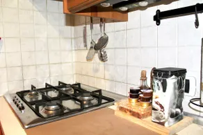 Bright apartment near the subway - Image 2