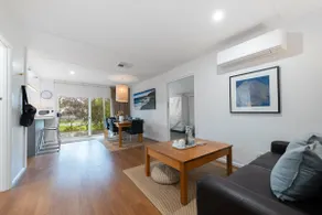 COAST NEST | Relaxing Beach Retreat | Ideal for Couples | Pet Friendly - Image 5
