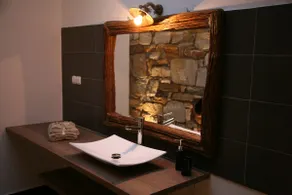 At Kiki and Ioannis' - Image 3