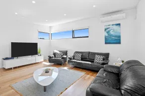 Seaside Style - Modern Coastal Retreat with Ocean Views - Image 5
