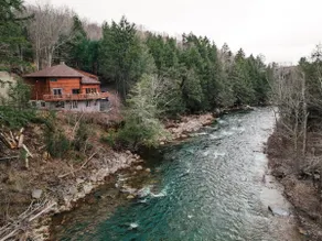 Big Timber Lodge - Hunter Mountain’s TOP Getaway - Image 5