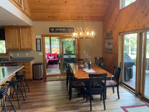 Beautiful four season chalet in northern Wisconsin Lakeshore - Image 5