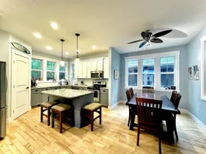 Hummingbird Creek Retreat - Image 4