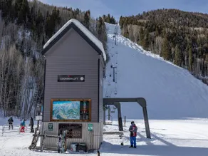 Superbe condo au centre-ville situé à Ski-In-Ski-Out avec bain à remous - Image 5