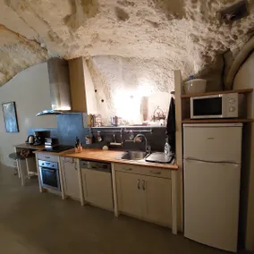 La P'tite Troglo, a cozy nest in the hillside - Image 4