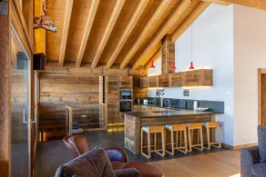 Grimpeur luxury duplex, Spa Access, in front of th - Image 5