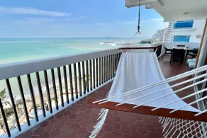 San Lorenzo Full Apartment Facing the Sea - Image 2