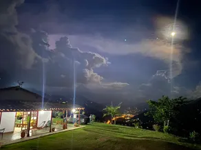 House with an Incredible View - 7 nights 15% off - Image 4