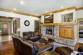Great House Value 6 bdr 4 bath Book Winter Now - Image 4