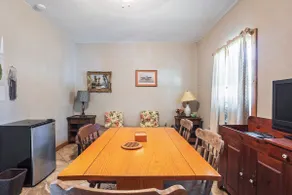 Tranquil Quiet Farm Horse Country Home Allow Pets - Image 3