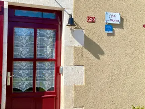 THE VINEYARD COTTAGE - Image 2