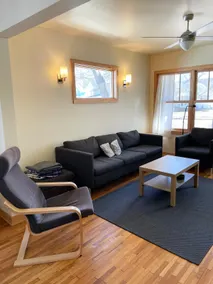 Modern home retreat in the city - Image 4