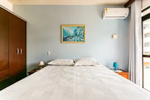 1 Bedroom Apartment 150m from the Beach (front) - Image 4