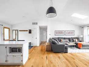 Fantastiskt Saugerties Home med Cabana! HIITS! - Image 3