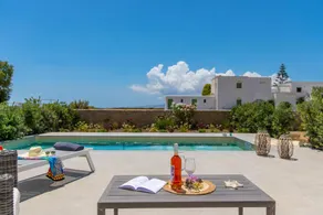 Salinus Elia Private Pool Beachfront Villa - Plaka - Image 2