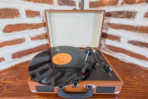 Gramophone off Vitosha Blvd: the Rhythm of Sofia - Image 3