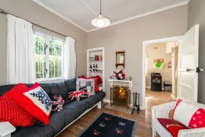 Belfield Wines and Farm Cottages - Image 3