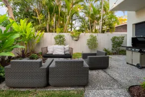 Deluxe Noosa home w pool walk to River and beach - Image 4
