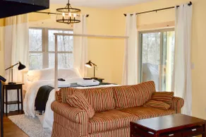 The Cottage at Winghaven - A Stunning Woodland Paradise. - Image 4