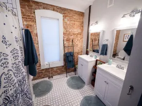 Private Guest Suite & Entrance in Old Town - Image 4
