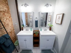 Private Guest Suite & Entrance in Old Town - Image 5