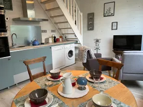 Bizienne house, 50 m from the ramparts, garden, Jacuzzi - Image 4