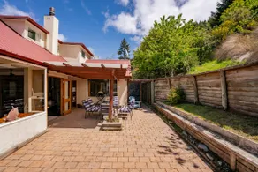 Picturesque View - Image 2