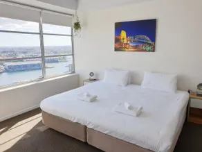 CBD harbour view two bedrooms condo - Image 4