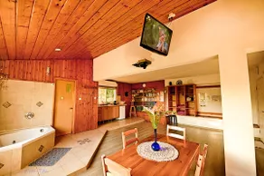 Bloom's Loft - Image 5