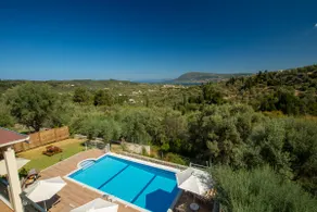 Ιnspiring villa w/private pool, panoramic views - Image 3