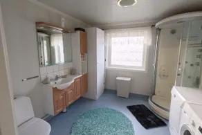 Big apartment and free parking in historic area - Image 4