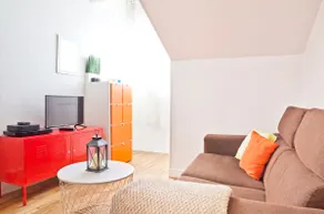 1 bedroom apartment in Nogent sur Marne - Image 3