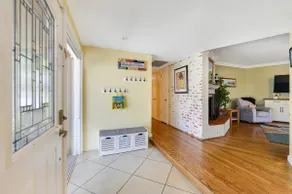 Disney, Beach & More! Entire Home Orange County - Image 3
