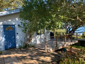 Sweet Garden Cottage on the Hill - Image 2