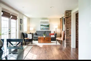 River View Downtown Private Historic Apt! - Image 2