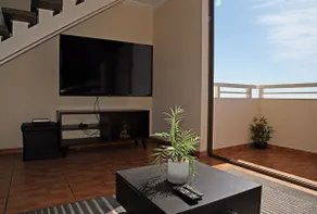 Modern Loft with Sea View + Parking - Image 5
