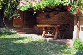 • CASA LOPO • Ferme de vacances à Hirtendorf au pied des Carpates en Roumanie - Image 5