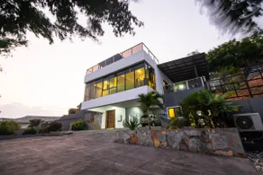The Shire Beach Home | Private Pool & Ocean Views - Image 2
