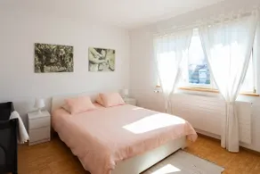 Spacious 4 1/2 room apartment with 98 square meters of space - Image 3